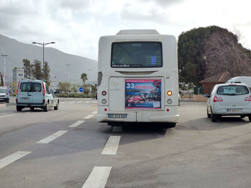 ARRIERE DE BUS